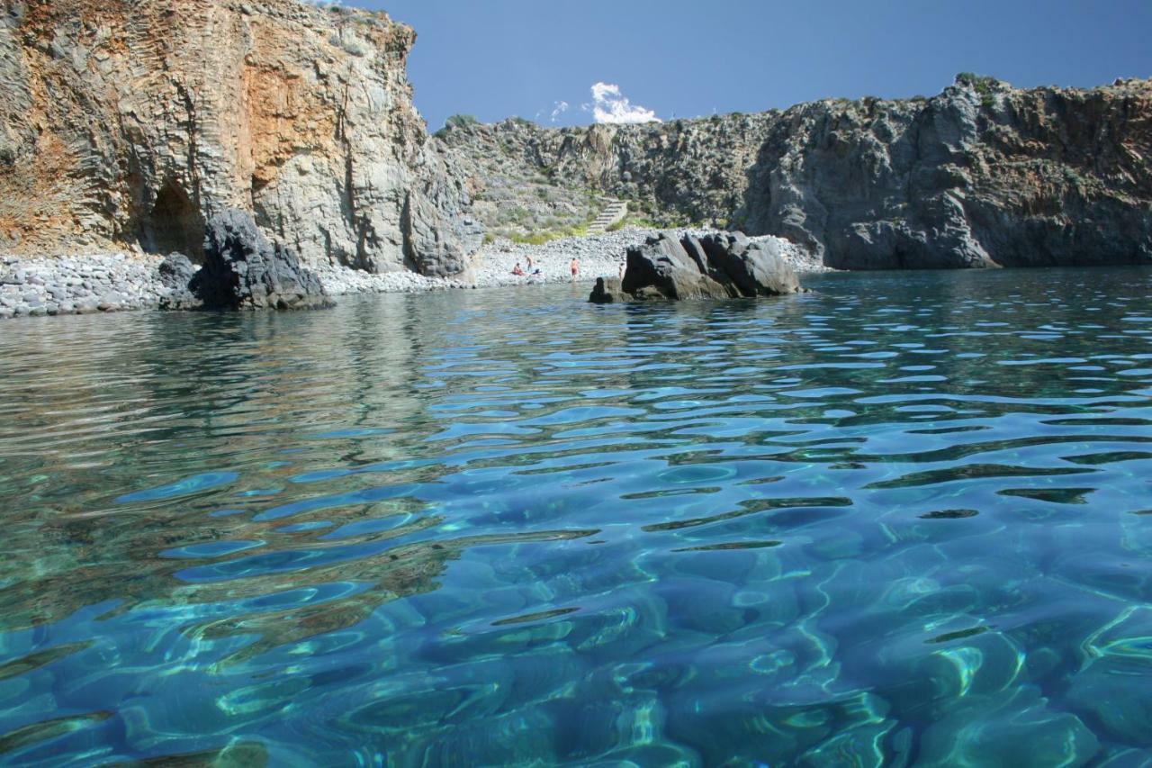 La Ginestra Villa Panarea Exteriör bild