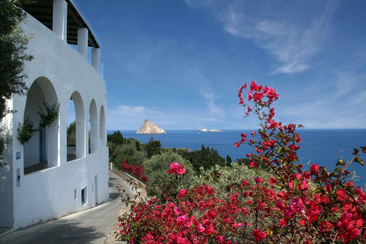 La Ginestra Villa Panarea Exteriör bild